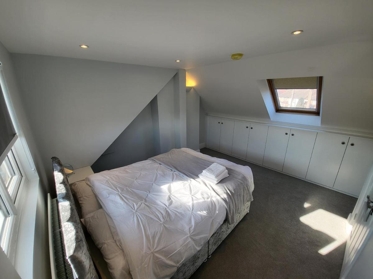 High Spec Large 6 Bedroom House! Kingston upon Thames  Exterior foto